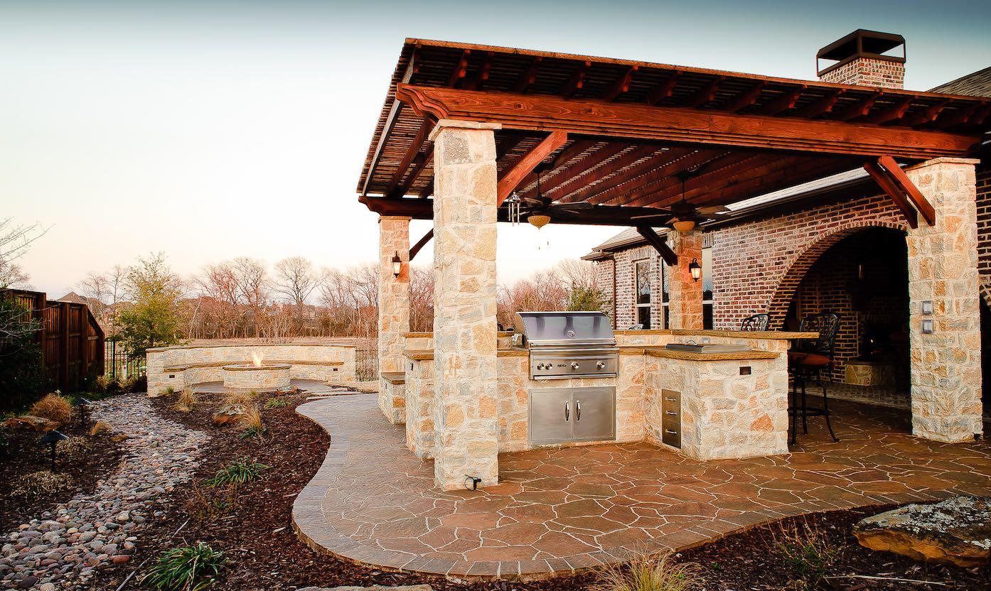 Outdoor Living Kithcen